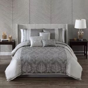 NWT Riverbrook Home Kolina 7 Piece Cal King Comforter Set
